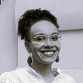 Drehbuchautorin <br>
Head of Studies und Moderation Malina Nnendi Nwabuonwor