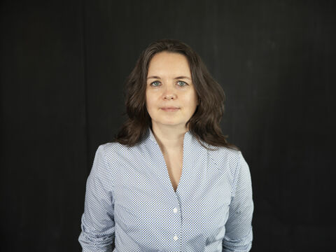 Goldmedia-Auszeichnung für Medienmaster-Alumna Sabine Richly, MBA